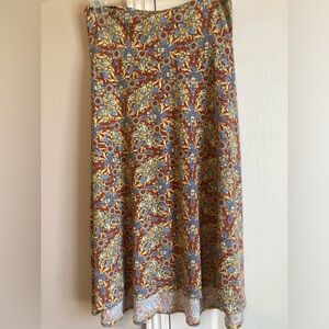 Euc med Lularoe midi skirt
